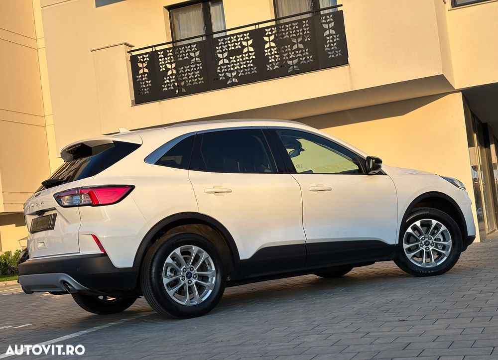 Ford Kuga - 5