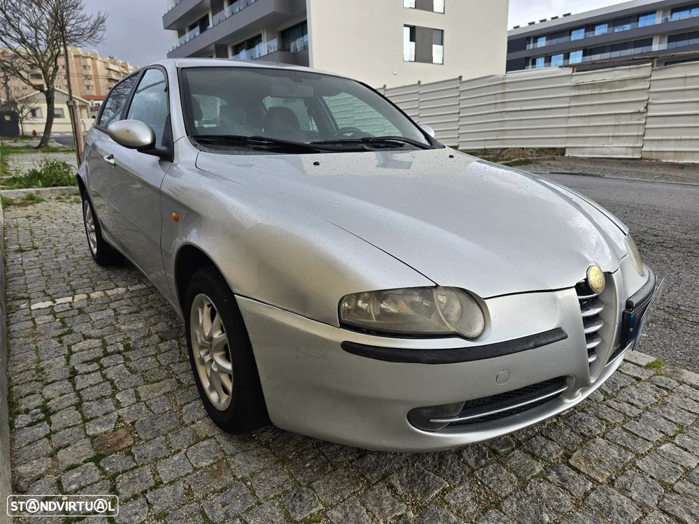 Alfa Romeo 147 1.9 JTD Plus - 16