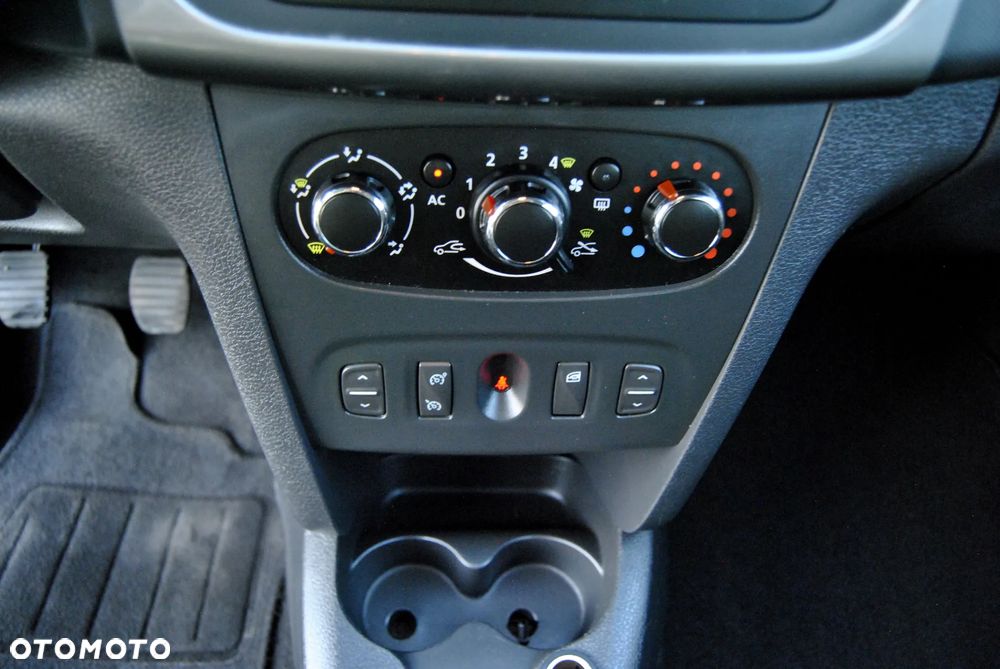 Dacia Sandero Stepway TCe 90 (S&S) Prestige - 33