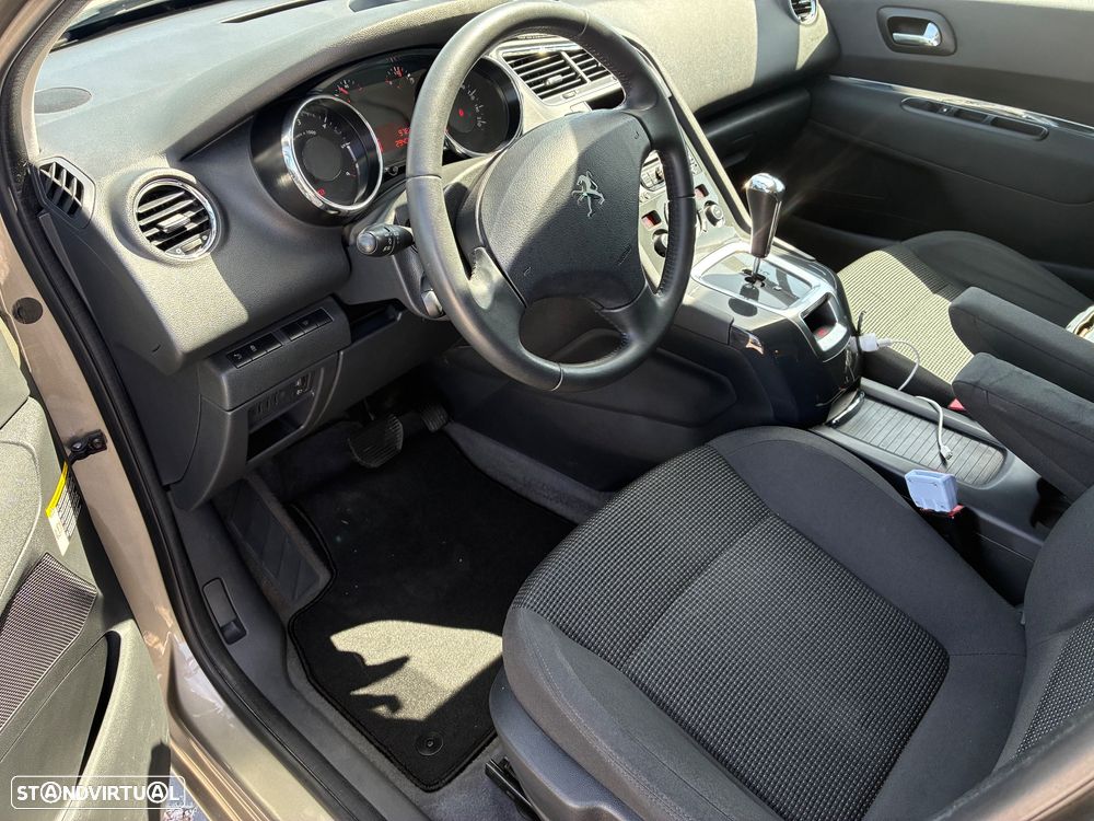 Peugeot 5008 1.6 E-HDi 7L Active 2-Tronic - 7