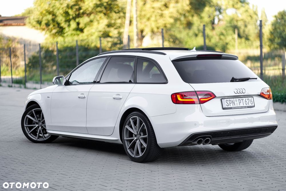 Audi A4 Avant 2.0 TDI DPF clean diesel S line Sportpaket - 14