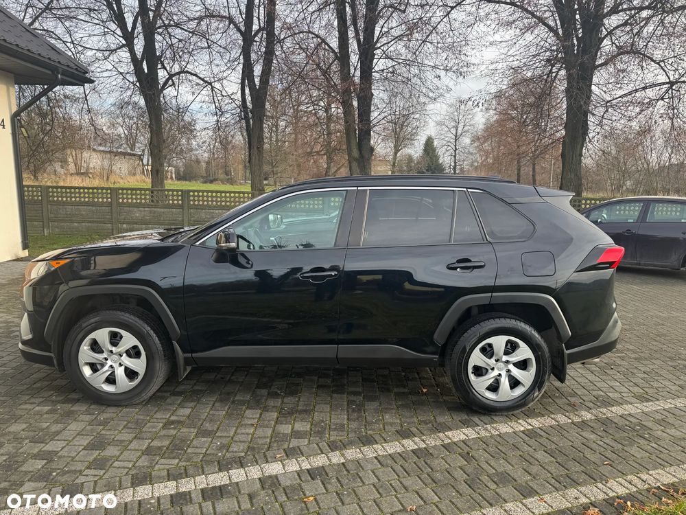 Toyota RAV4 - 4