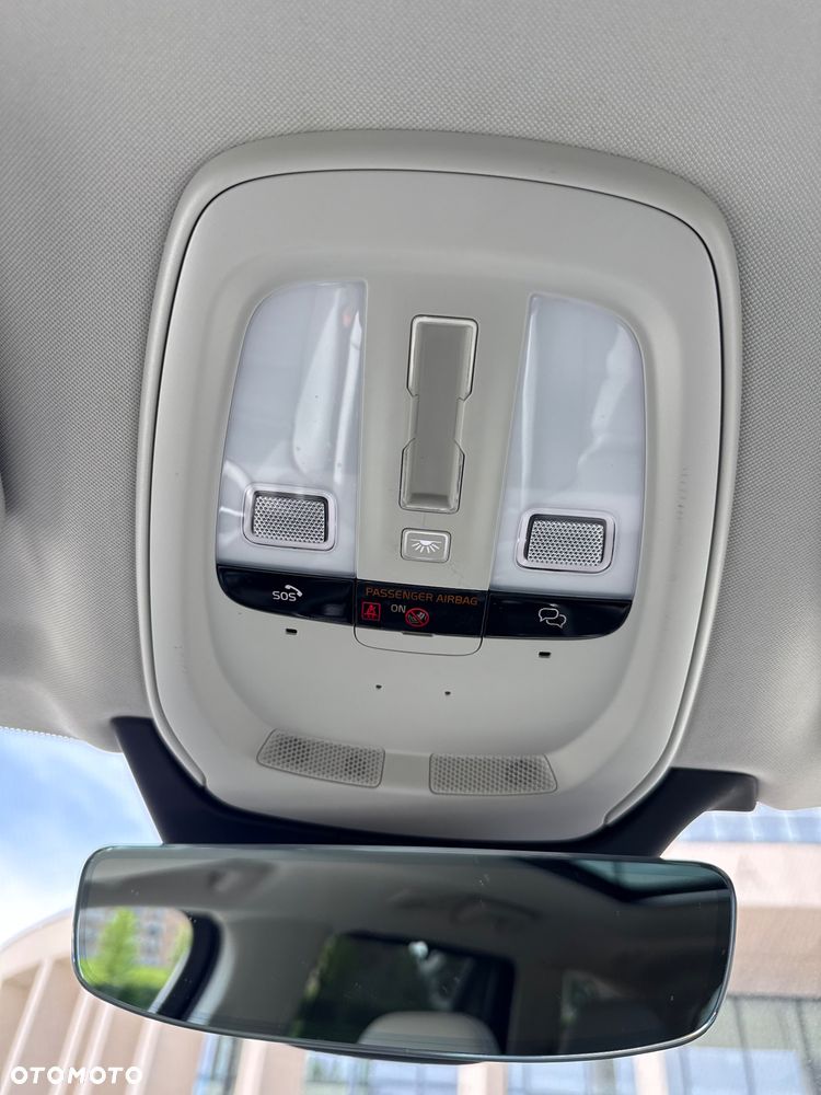 Volvo XC 90 - 33