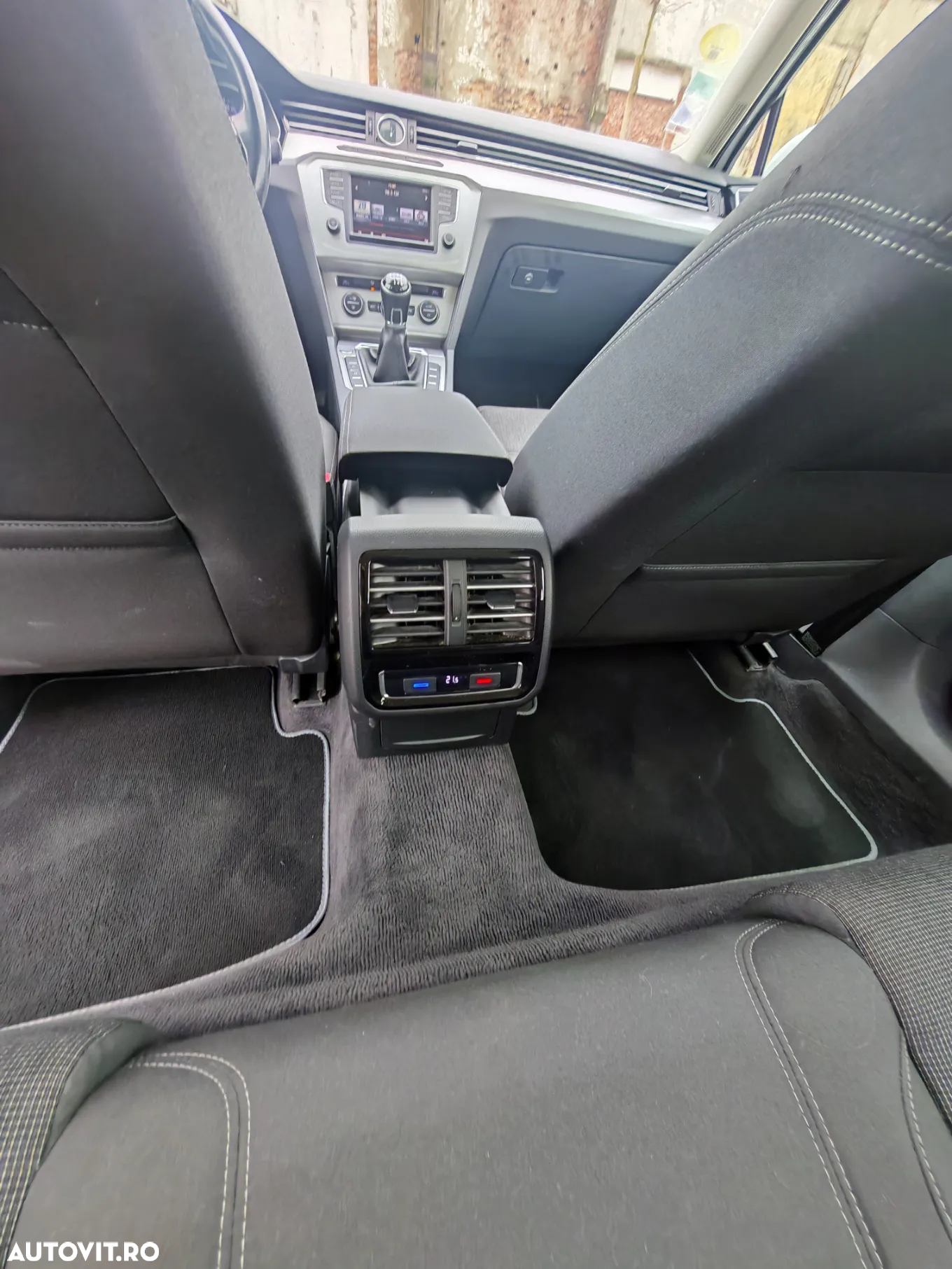 Volkswagen Passat Variant 2.0 TDI 4Motion Comfortline - 8
