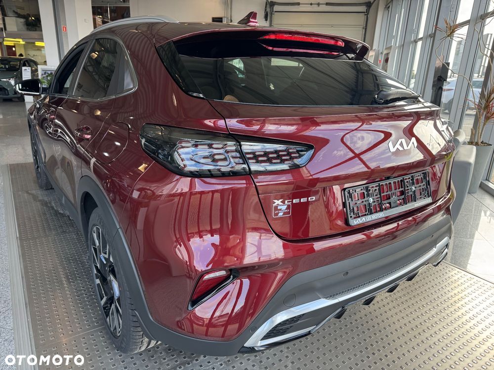 Kia XCeed 1.6 T-GDI Tribute DCT - 4