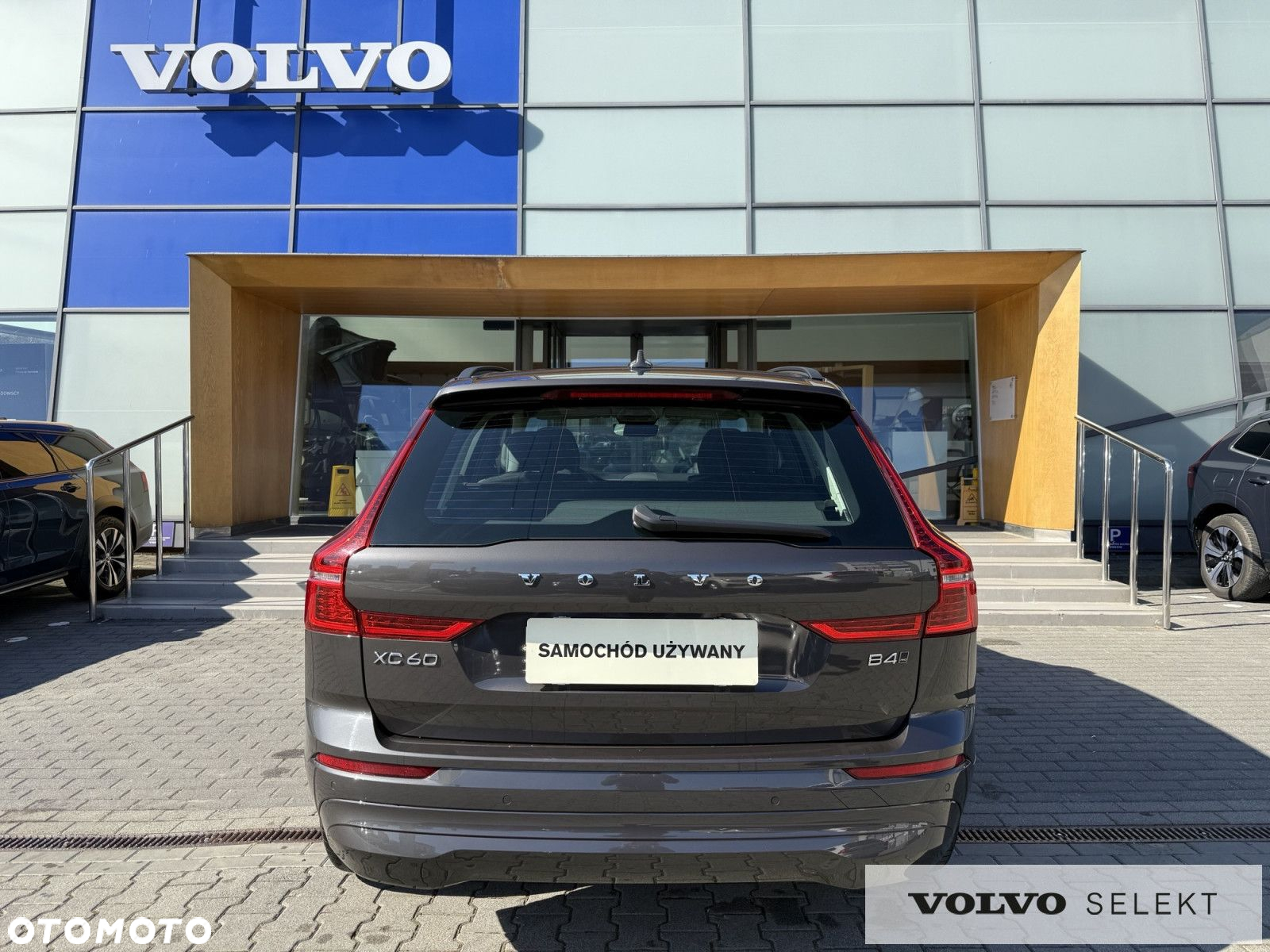 Volvo XC 60 - 8