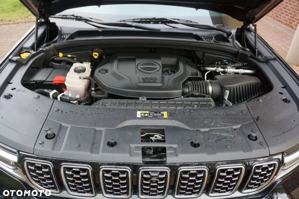 Jeep Grand Cherokee - 40