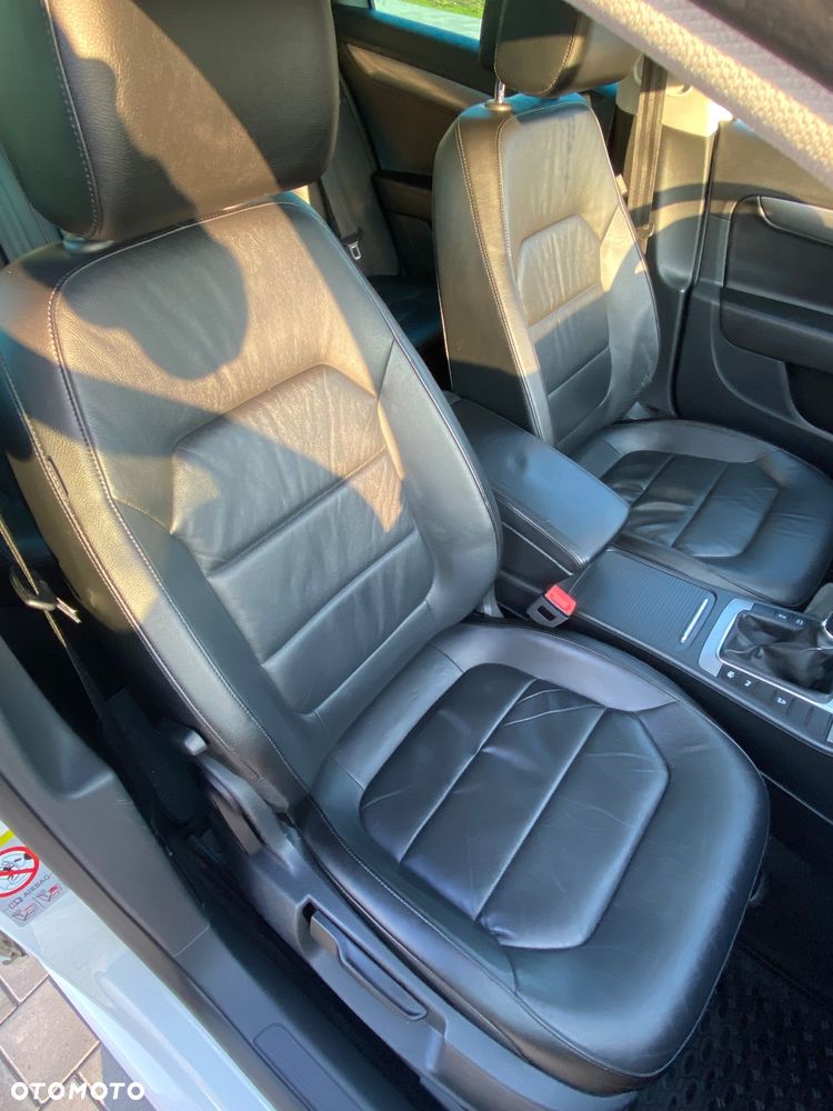 Volkswagen Passat Variant 2.0 TDI BlueMotion Technology Business Edition - 14