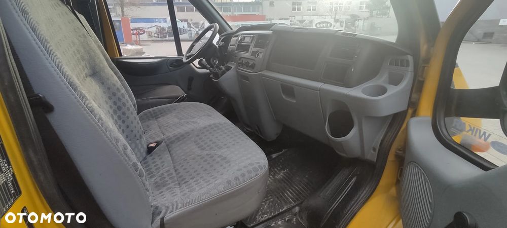 Ford Transit 430 - 13