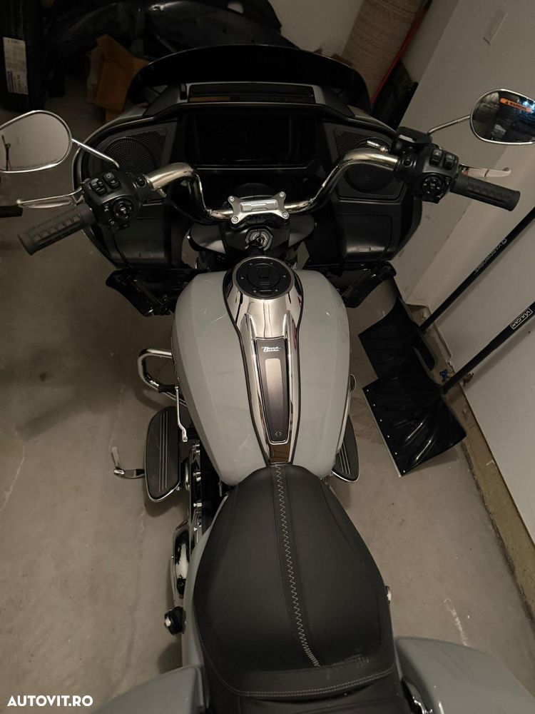 Harley-Davidson Road Glide - 4