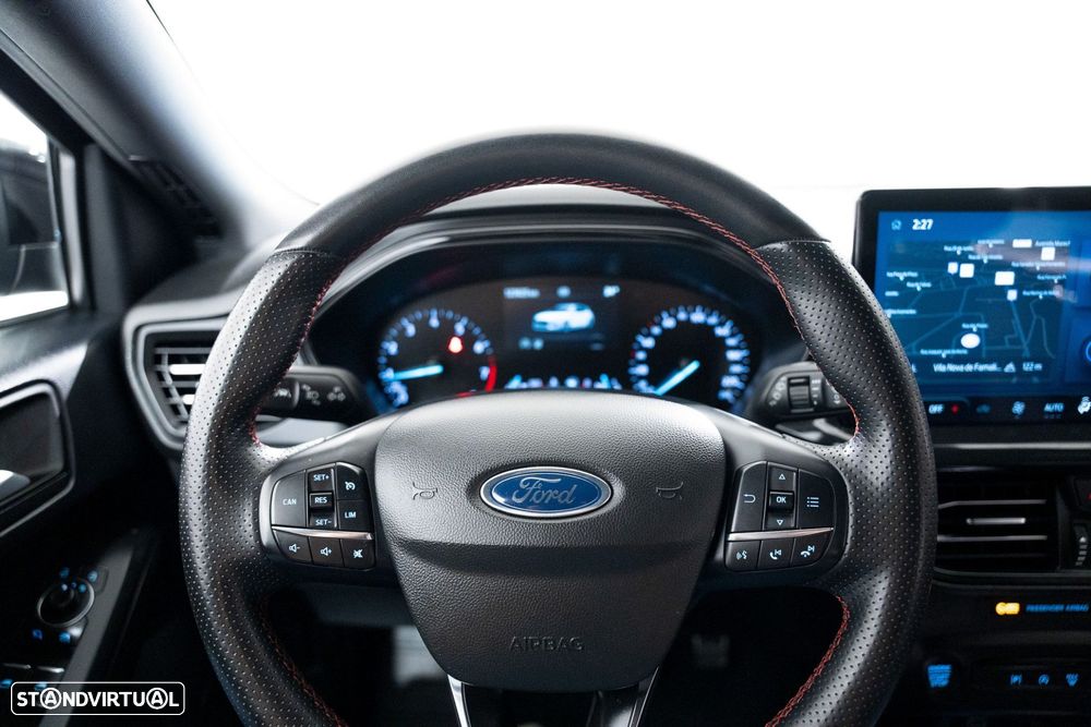 Ford Focus 1.0 EcoBoost MHEV ST-Line - 12