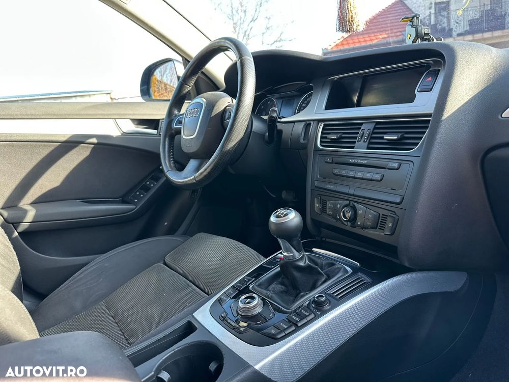 Audi A4 2.0 TDI B8 - 13