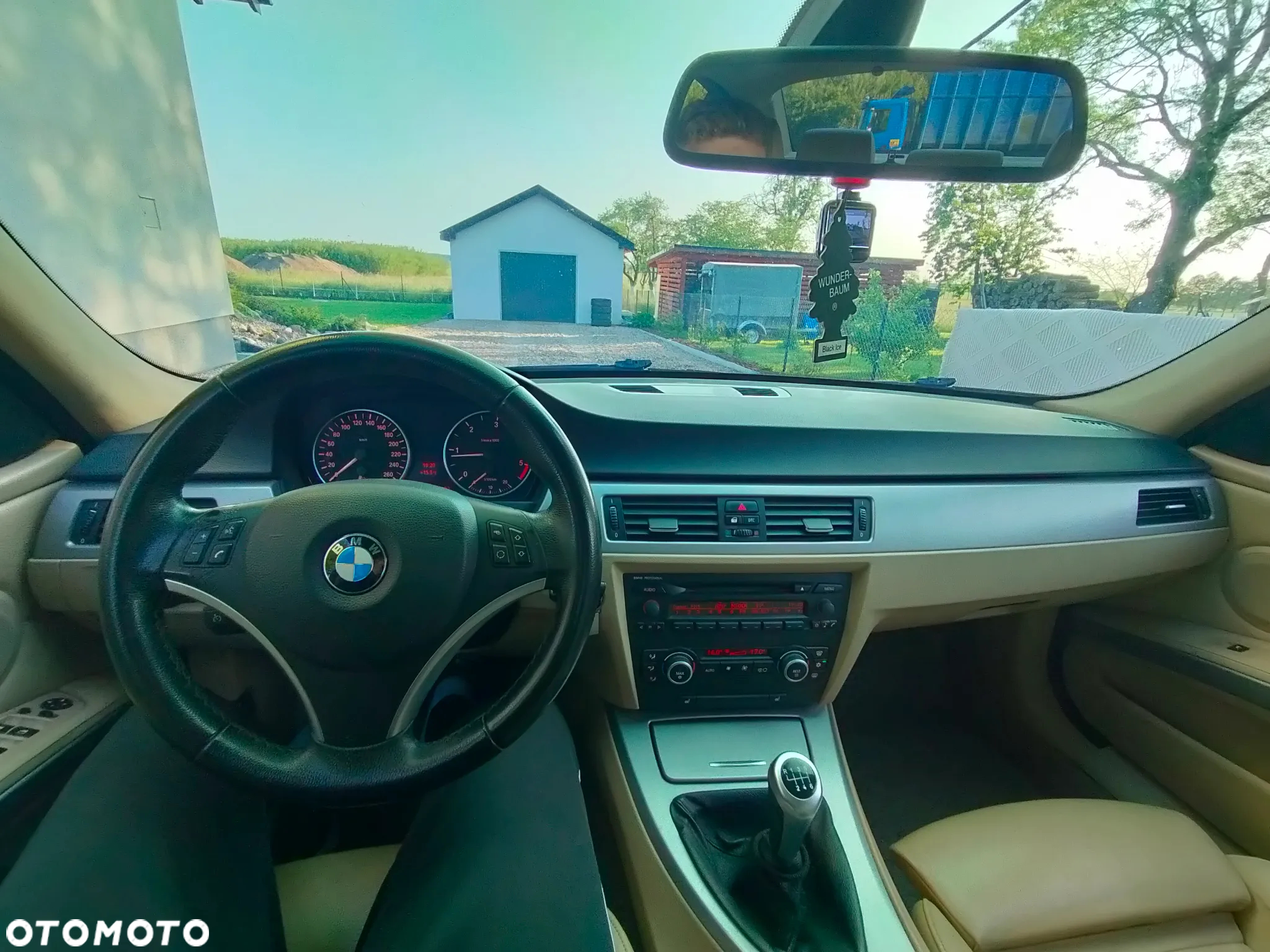 BMW Seria 3 320d - 8