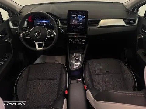 Peugeot 2008 - 11