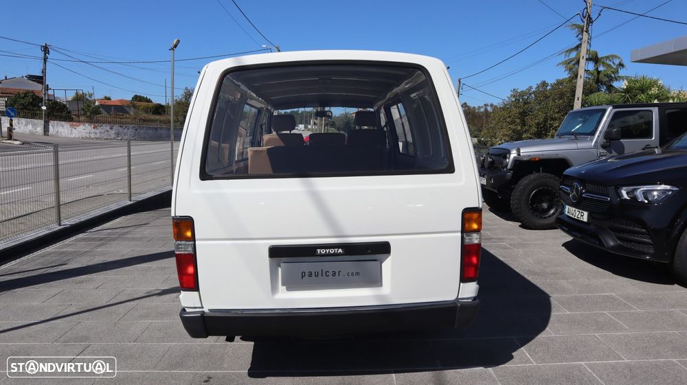 Toyota HiAce 2.4 D LH51L - 4