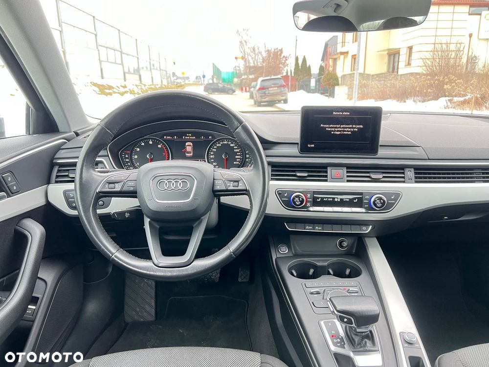 Audi A4 Limousine - 19