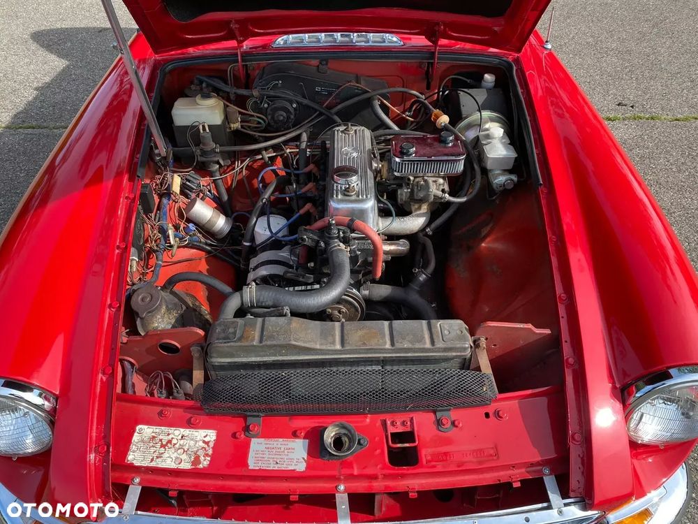 MG MGB - 23