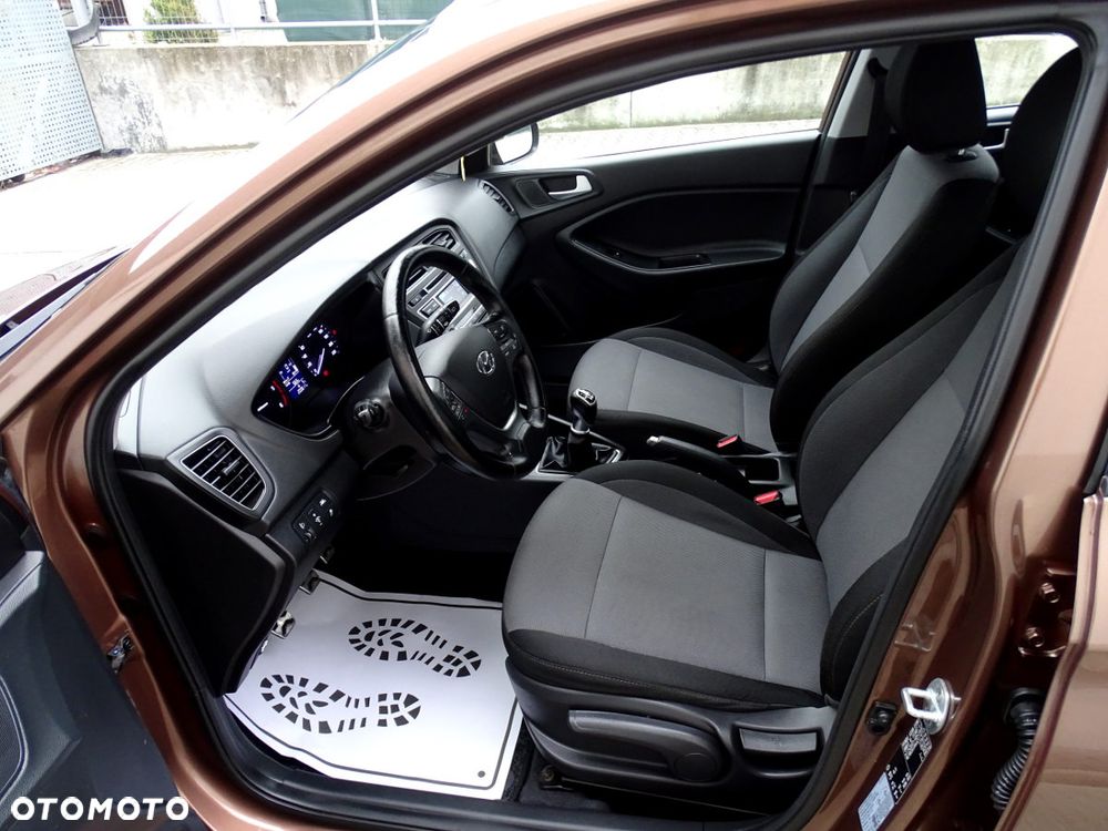 Hyundai i20 1.4 CRDI Active Style - 11