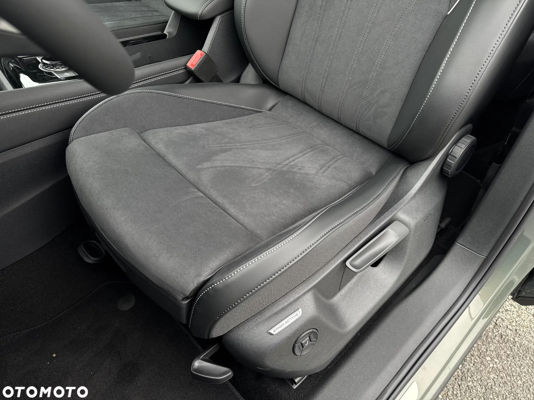 Volkswagen Tiguan 2.0 TDI Elegance DSG - 12
