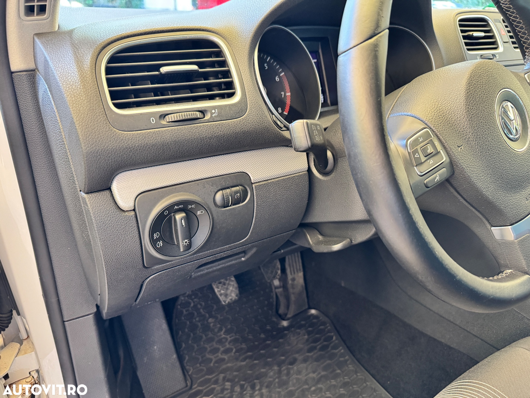 Volkswagen Golf 1.2 TSI MATCH - 10