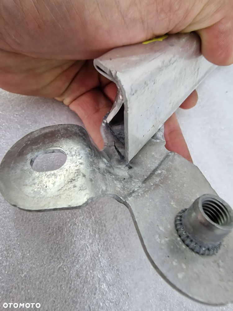 RANGE ROVER EVOQUE II L551 19- LEWY / PRAWY WSPORNIK BELKI / OSŁONY POD SILNIK , NR K8D26E031BD / K8D26E031AD , NR AUKCJI SZ22 - 6