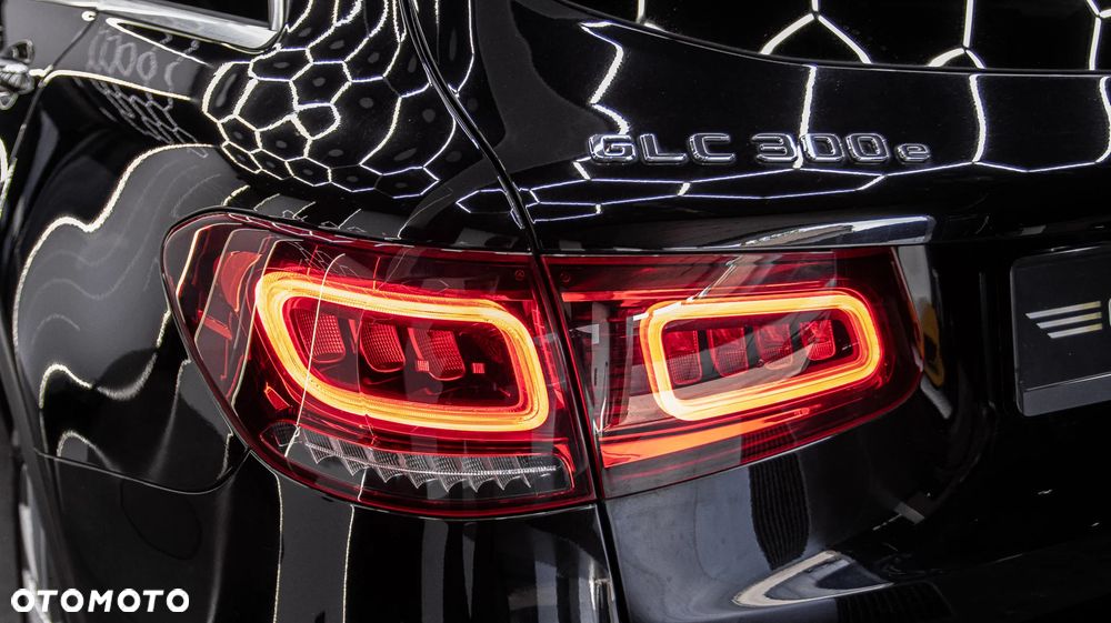 Mercedes-Benz GLC 300 e 4-Matic - 15