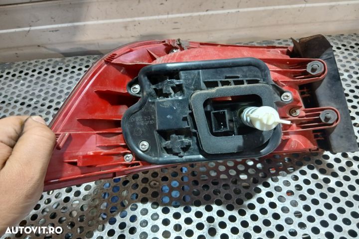 Lampa / Tripla stop dreapta pe aripa 3AF945096C 3AF945096C Volkswagen - 4