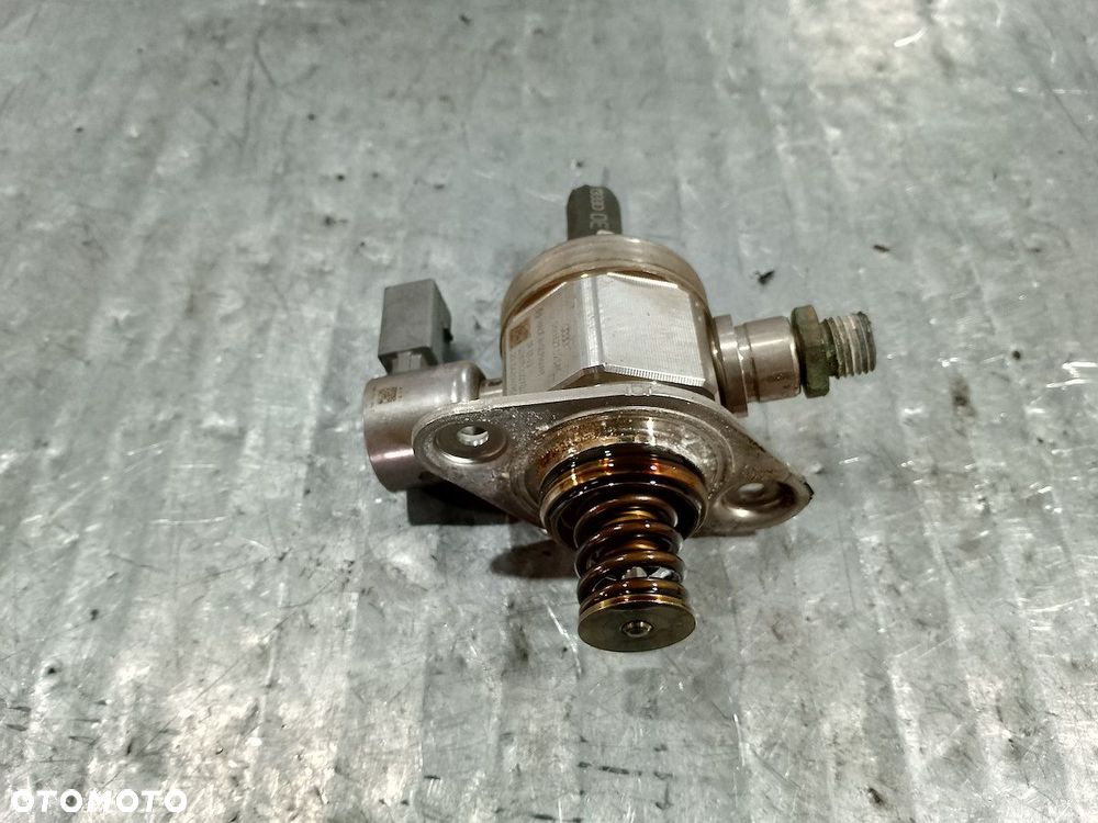 POMPA WYSOKIEGO CIŚNIENIA VW PASSAT B6 06F127025M  0261520070 1.8 TSI - 3