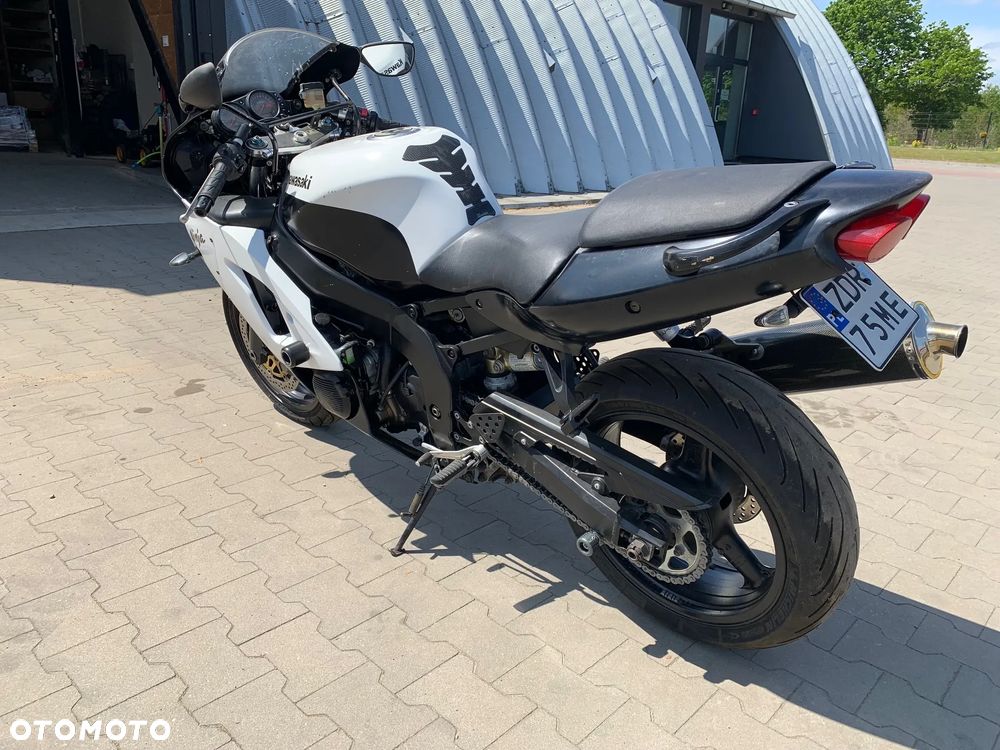 Kawasaki ZXR - 6