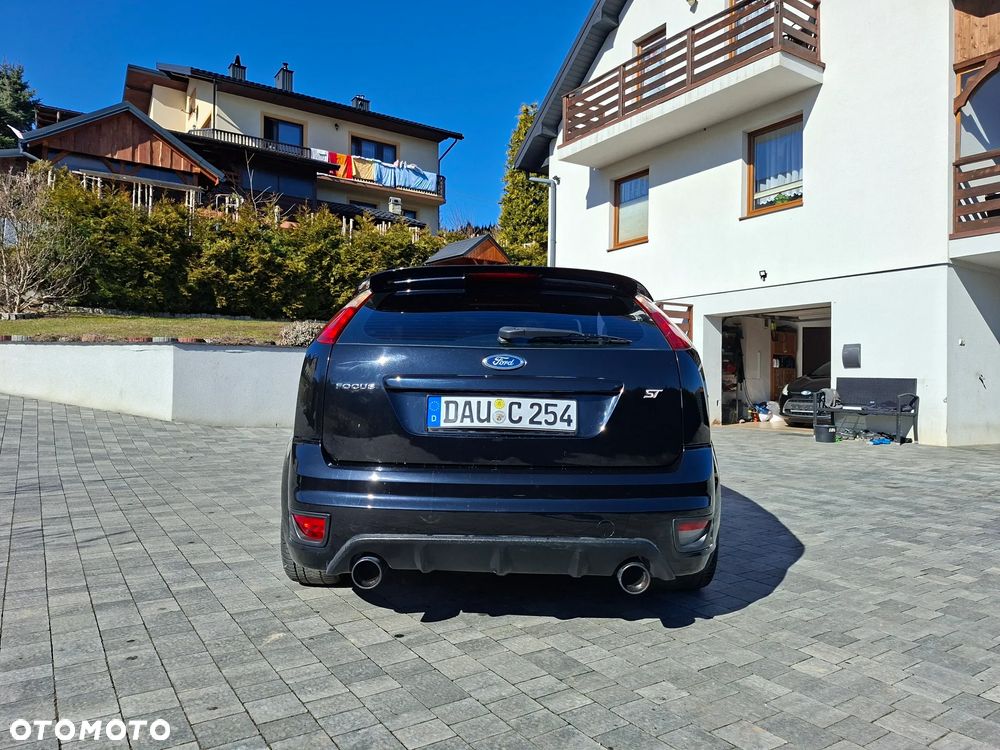 Ford Focus 2.5 ST - 5