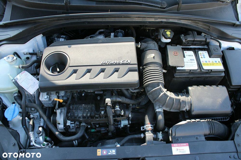 Kia Ceed 1.4 T-GDI L Business Line - 32