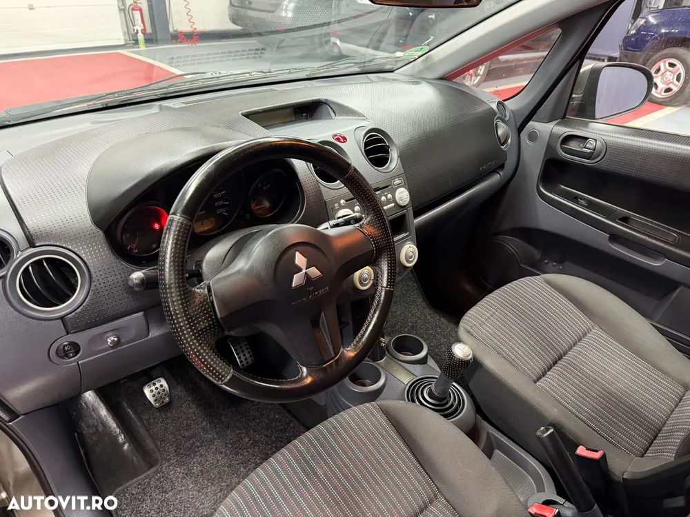 Mitsubishi Colt CZ3 1.3 Motion Plus - 12