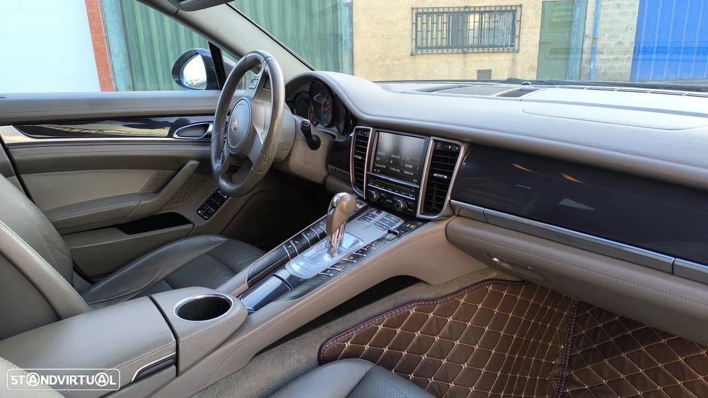 Porsche Panamera 4 Platinum Edition PDK - 7