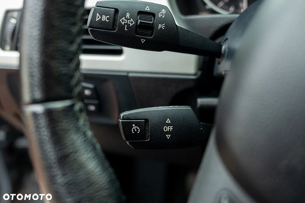 BMW Seria 3 318i Edition Sport - 19