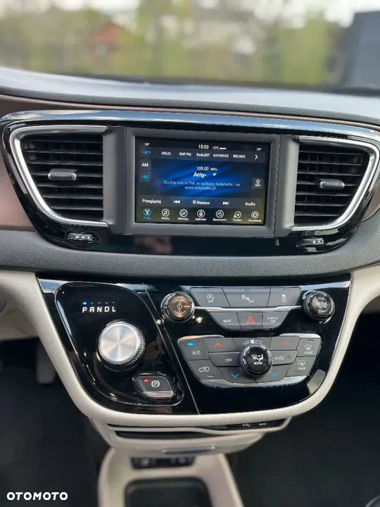Chrysler Pacifica - 7