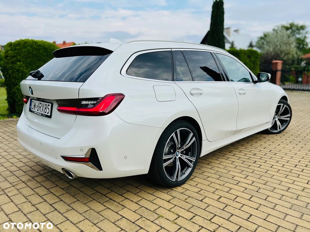 BMW Seria 3 320d xDrive Luxury Line sport - 5