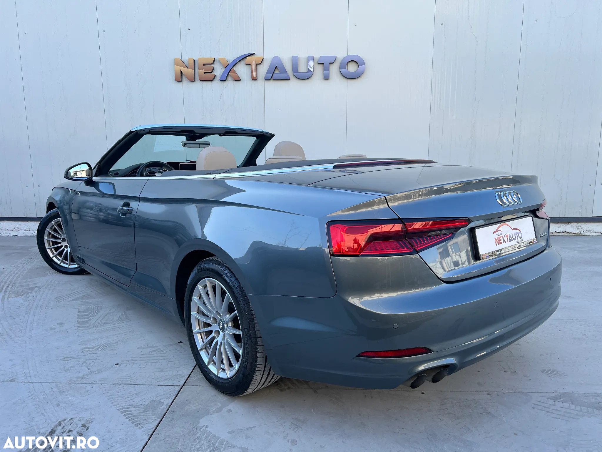 Audi A5 Cabrio 3.0 TDI quattro Stronic Design - 4
