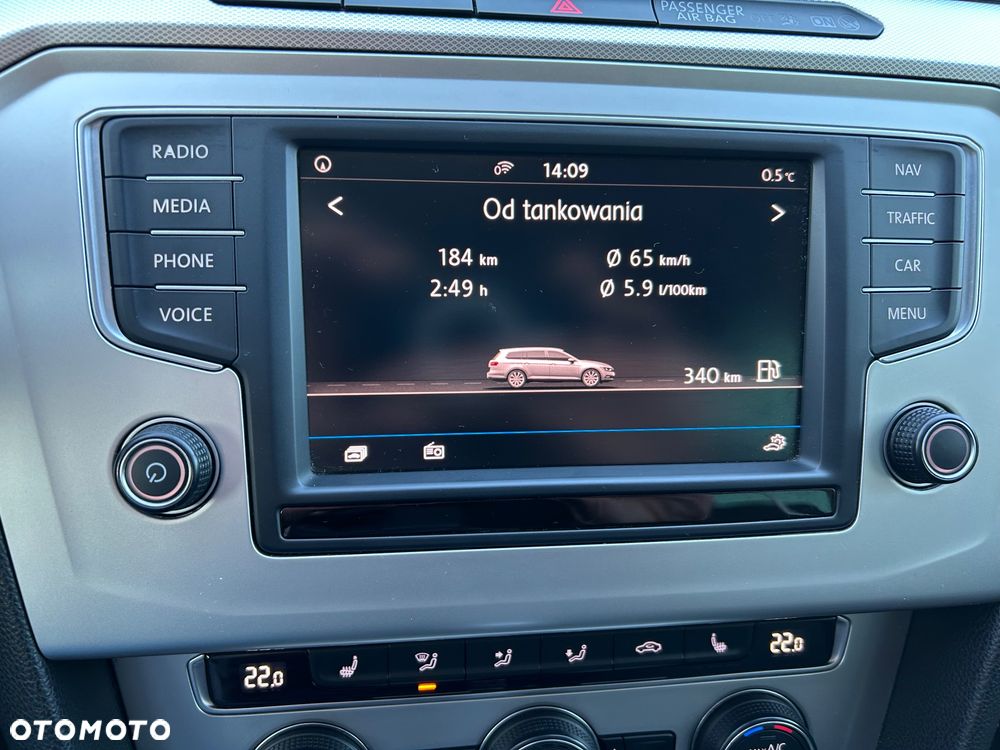 Volkswagen Passat 1.6 TDI (BlueMotion Technology) DSG Comfortline - 8