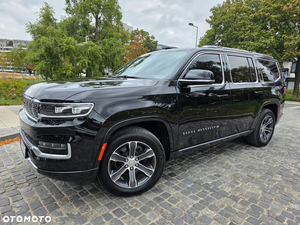 Jeep Grand Wagoneer - 4