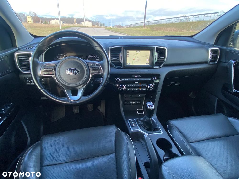 Kia Sportage 1.6 GDI 2WD Dream-Team Edition - 26