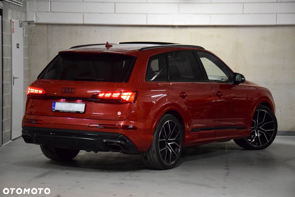 Audi Q7 TFSI e PHEV 360 kW Quattro S Line Tiptr - 8