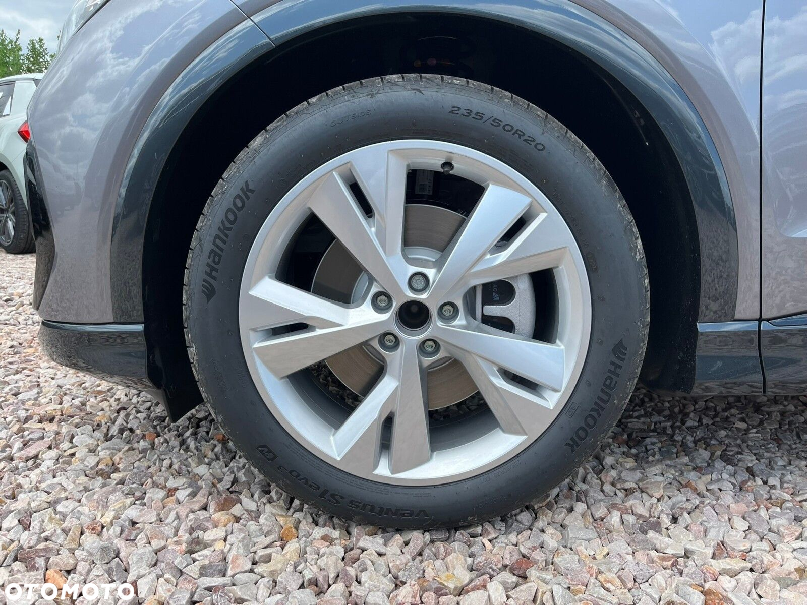 Audi Q4 Sportback e-tron - 9
