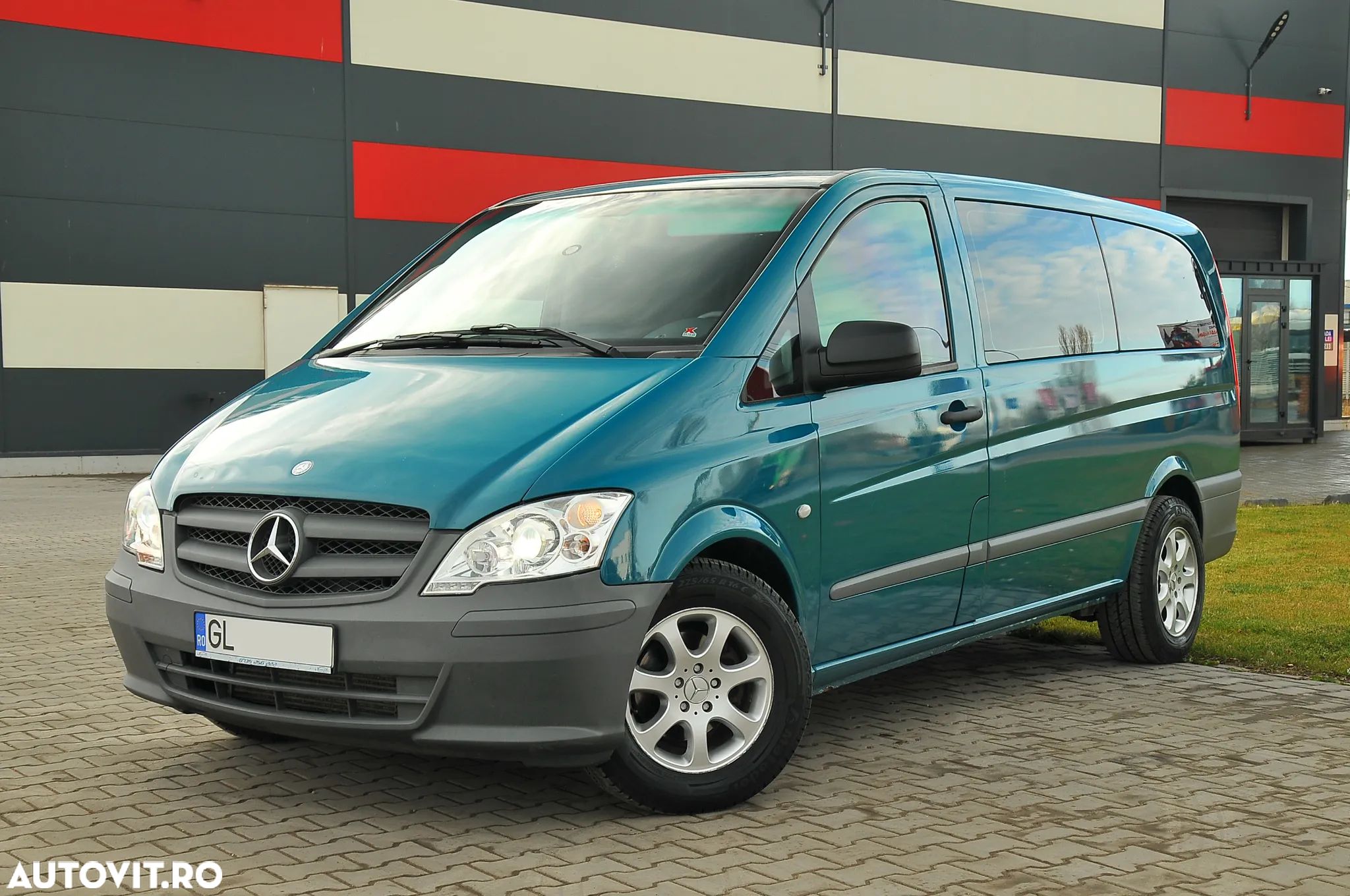 Mercedes-Benz Vito 122 CDI Lang Aut. Mixto - 1