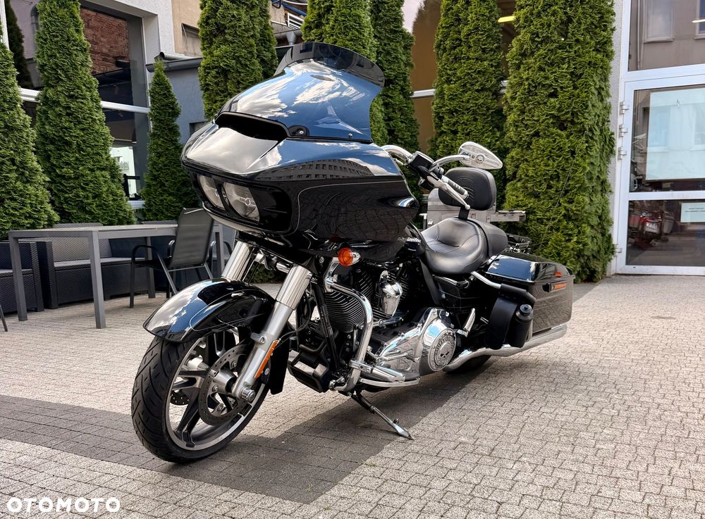 Harley-Davidson Touring Road Glide - 1
