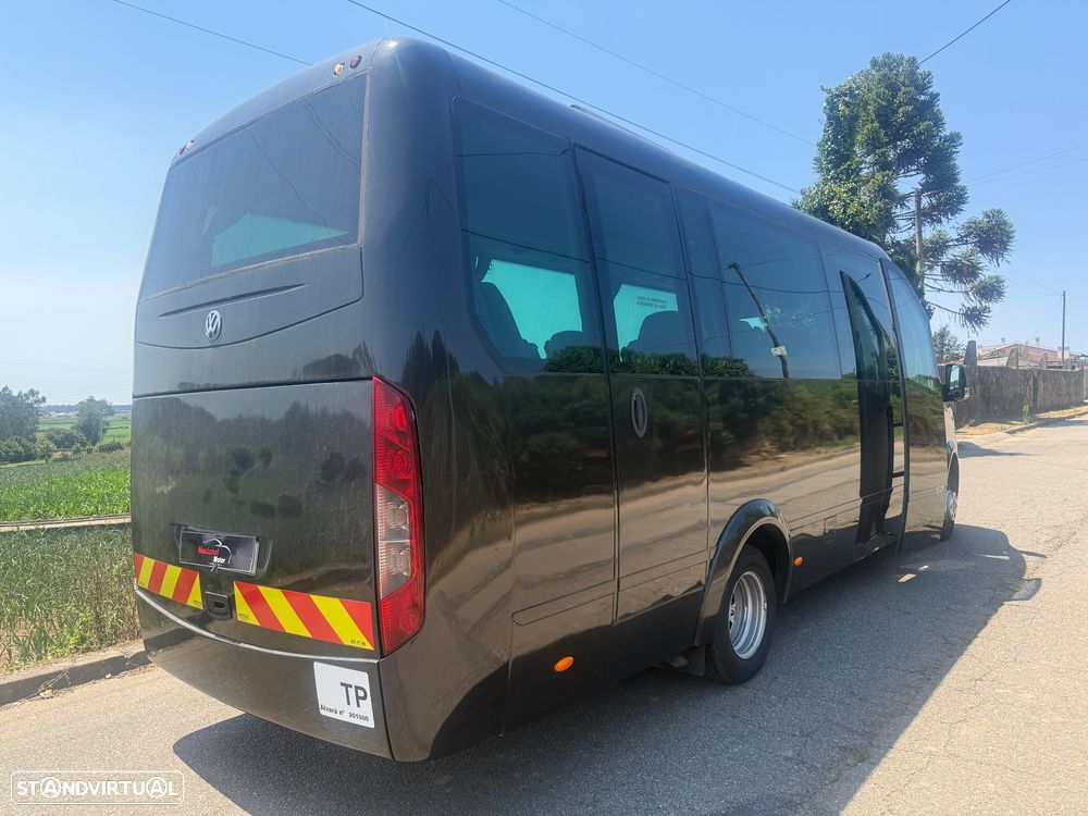Volkswagen CRAFTER 2.5 TDI MINI BUS 16 Lugares - 5