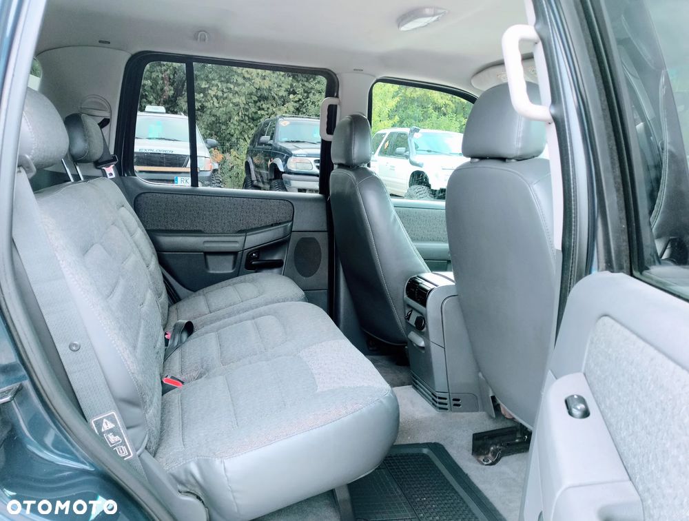 Ford Explorer 4.0 - 9