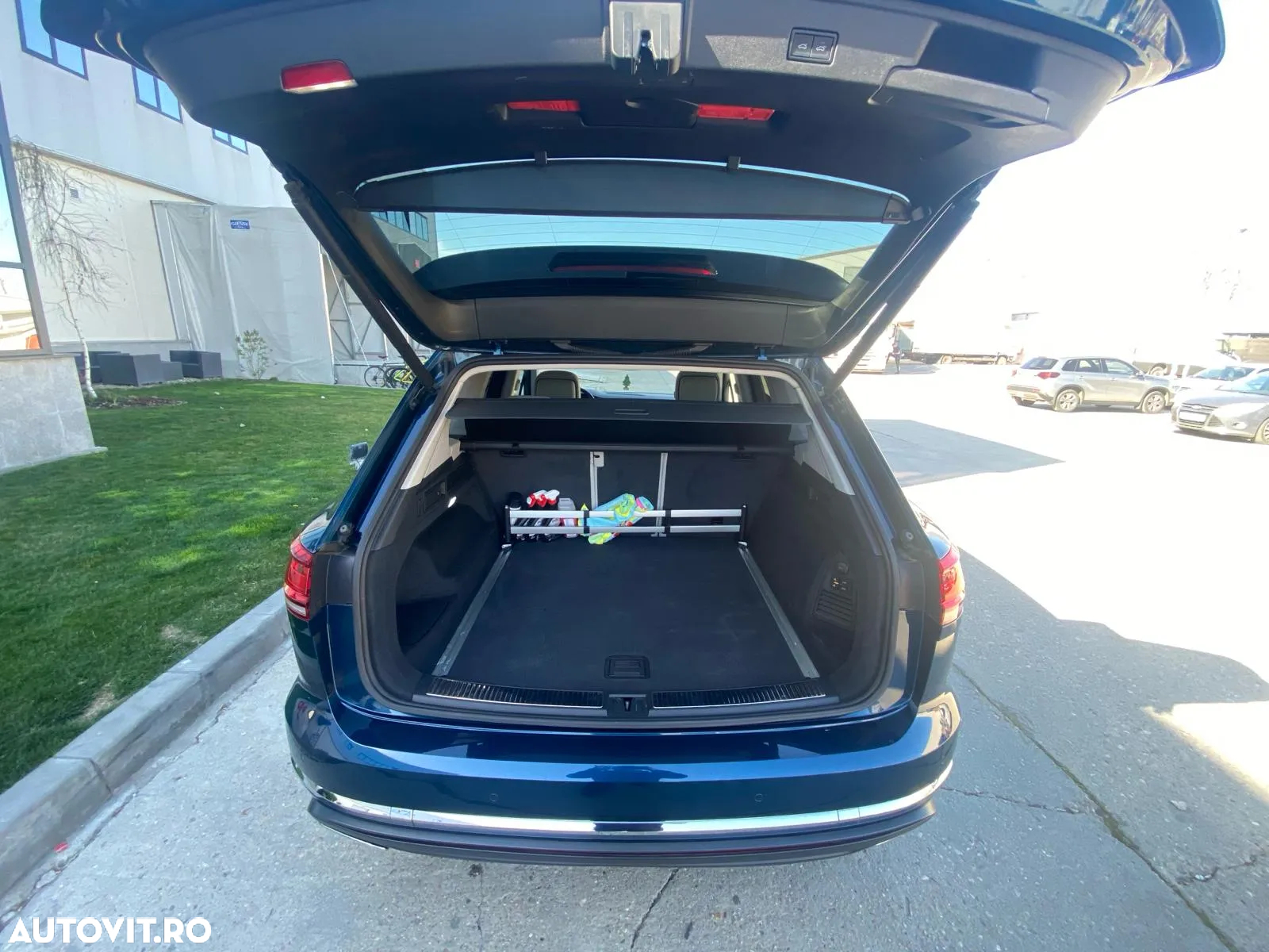 Volkswagen Touareg - 17
