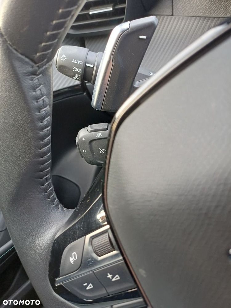 Peugeot 2008 1.2 PureTech Allure Pack S&S EAT8 - 24