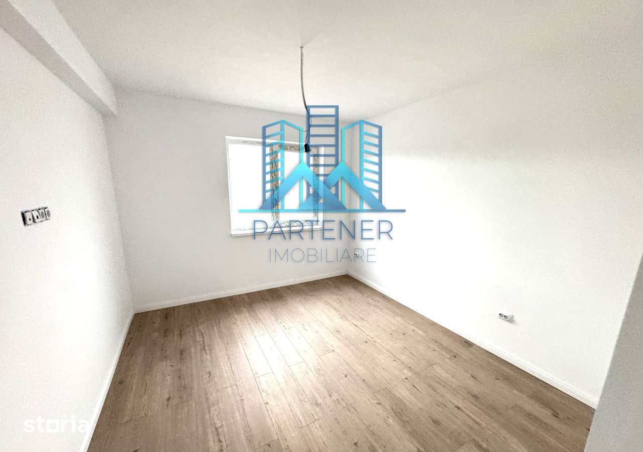 INTABULAT!2 BAI!GRADINA! Apart.3 camere, 74 mp, Pacurari - Rediu - Imagine principală: 3/8