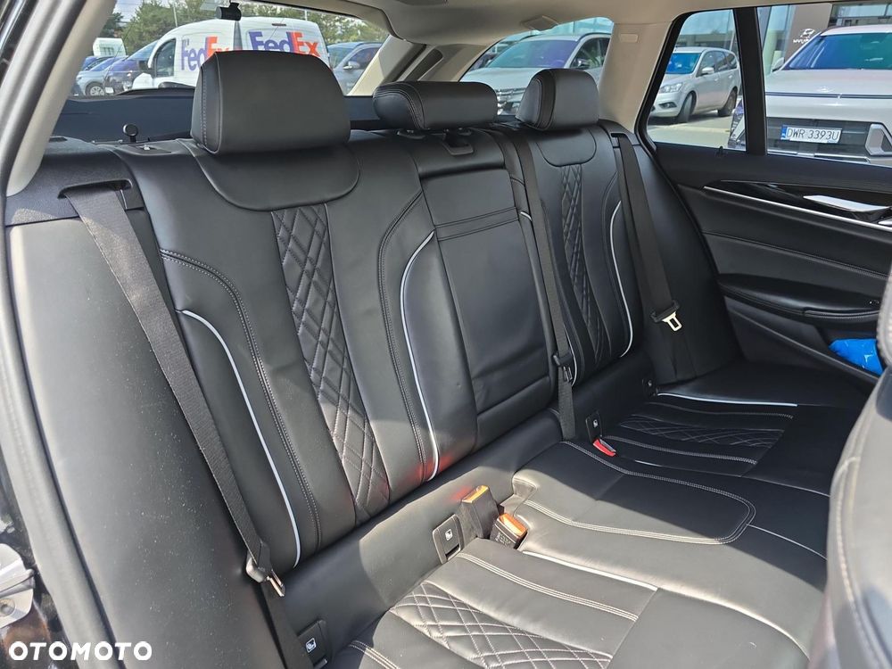 BMW Seria 5 520d - 10